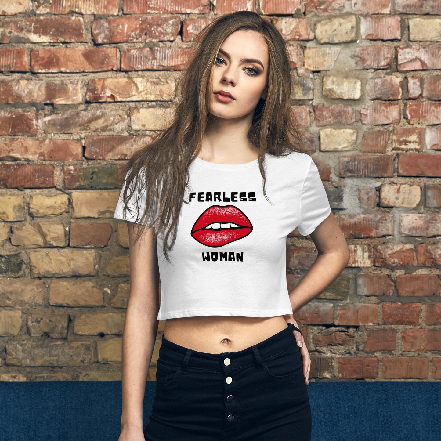 Women’s Crop Tee || Red lips