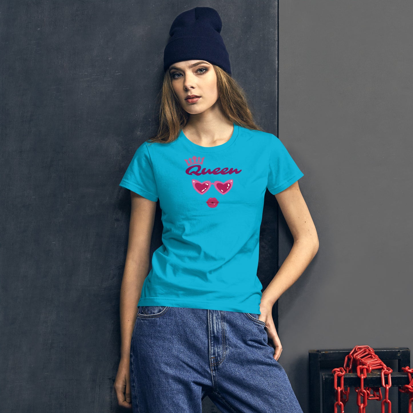 Women's short sleeve queen